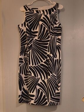 Jones New York Black and White Abstract-Print Midi Sheath Dress